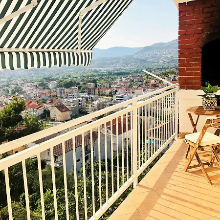 Apartment Jelena Podstrana